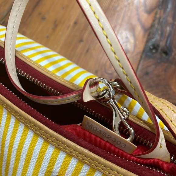 Dooney & Bourke yellow striped leather barrel satchel bag - Picture 11 of 16